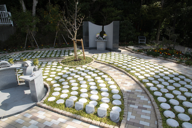 聖光寺　木洩れ日の丘霊園