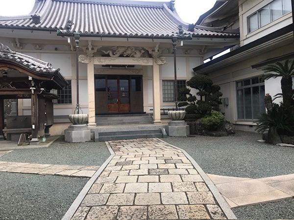 蓮長寺　本堂